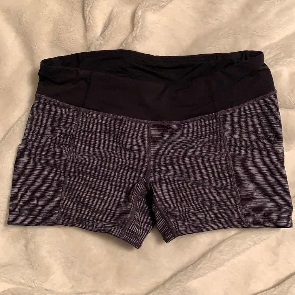 Lululemon Run Shorty Short Size 10